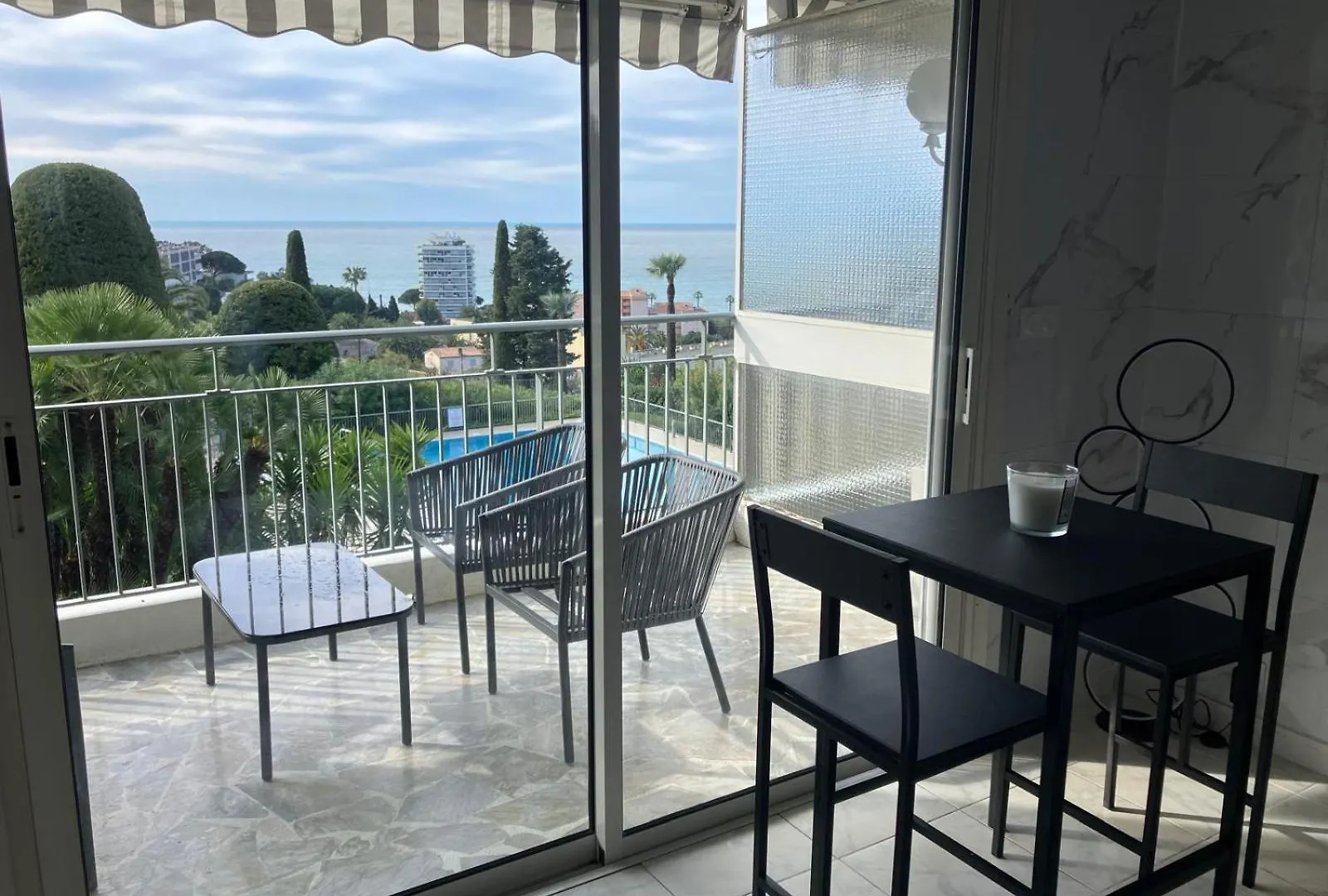 Apartment Studio Calme Et Elegant Avec Vue Mer Cannes